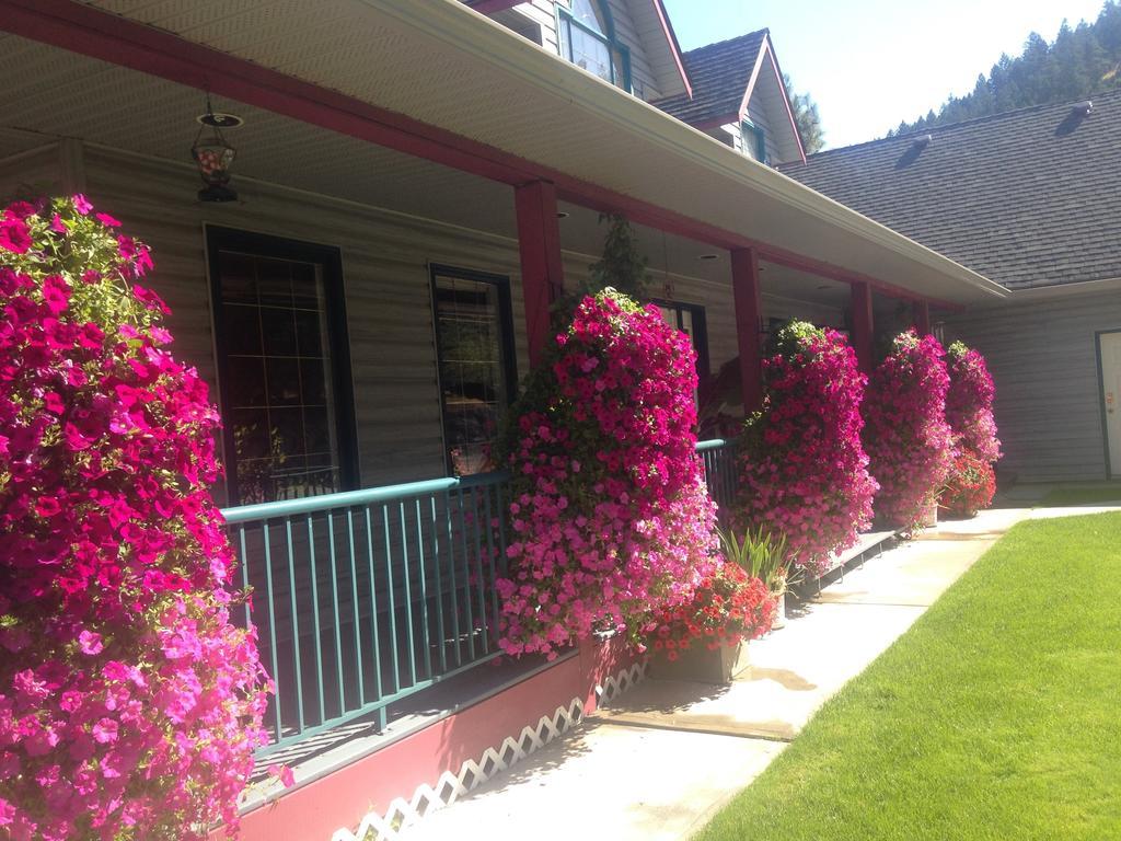 Eagle'S Nest B&B Lake Country Exterior photo